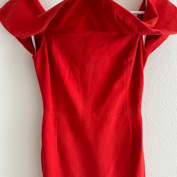 Babaton Off Shoulder Fitted Red Dress - Picture 4 of 10